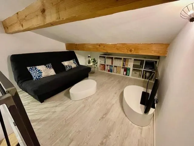 Le Cocon De Ventabren Holiday home *